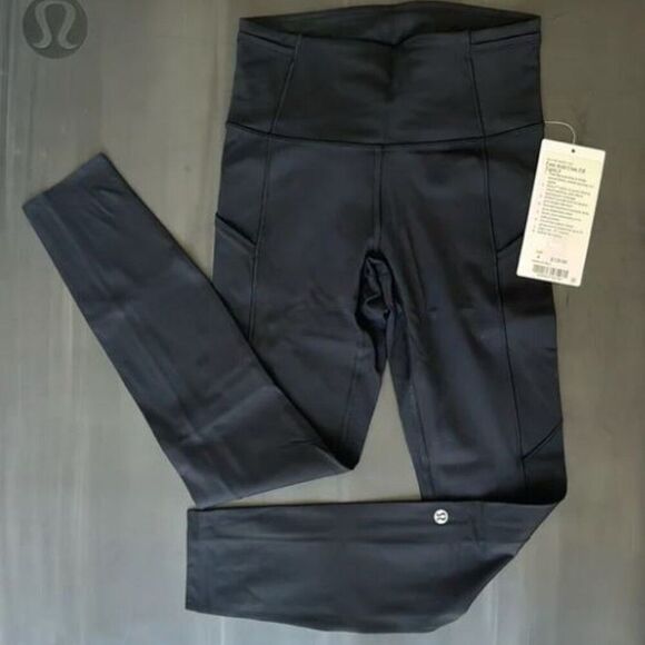 NWT lululemon Nulux 5- Pocket HR Run Tight 25" Black 6 - Picture 2 of 3